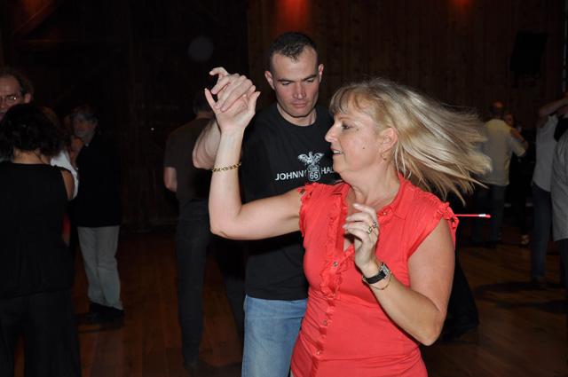 min 2013 05 01 station danse 095
